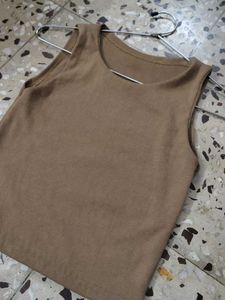 Sleeveless Ribbed Tank Top