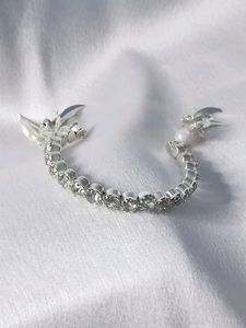 Latkan stone with bracelet silver colour