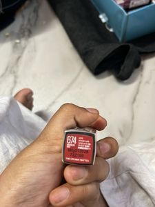 Maybelline Creamy Matte Lipstick