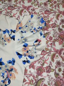 Floral Print Short Sleeve Top