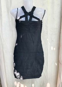 102510.Elegant Black Halter Neck Dress