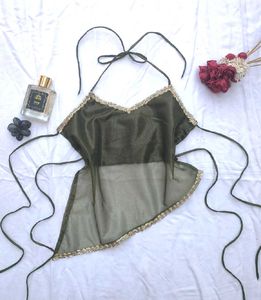 Y2k Assymetrical Chic top💚