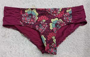 Floral Bikini Bottom ♥️
