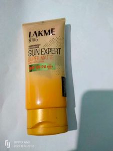 Lakme Sun Expert SPF 50