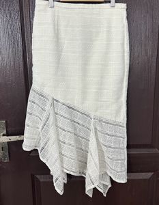 FOREVER NEW White Lace Skirt With Handkerchief Hem