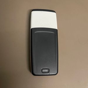 Vintage Nokia 1110i – With Box &amp; Charger