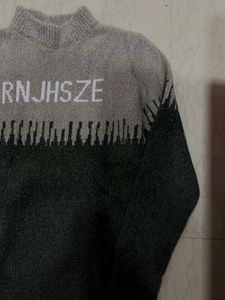 Stylish Two-Tone Knit Sweater