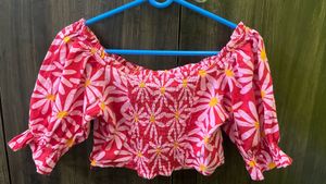Chic Red Floral Puff Sleeve Top