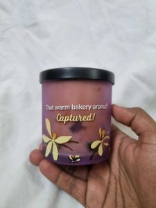 Plum Body Lovin' Vanilla Vibes Scented Candle