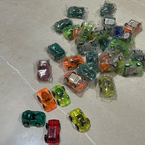 5  Mini Plastic Toy Fighter Jets 25 Cars
