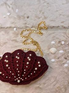 Crocheted Shell Clutch Bag