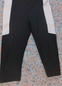 Black capri with Side Panel