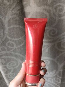 ME-ON Foundation Cream SPF 25
