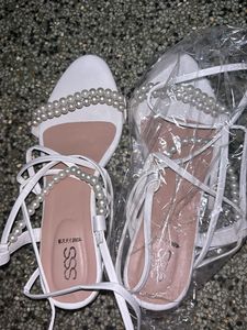 White New Pearl Flats Unopened Packaging UK39/6