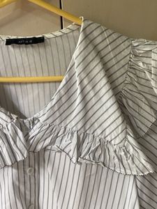 Chic Striped Ruffle Blouse