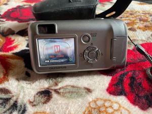 Olympus C-460 Zoom Vintage Digital Camera