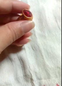 Elegant Red Gemstone Ring