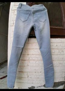 stylish cutwork jeans