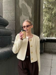 Chic Cream Tweed Jacket