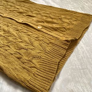 🎄EOS SALE🎄 Vintage Mustard Knit Vest