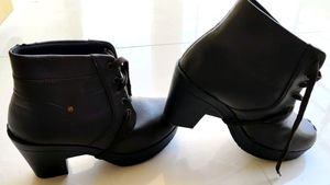 High Heels Ladies Boots
