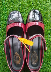 Chic Mary Jane Heels