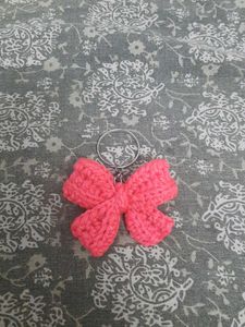Crocheted Bow Keychain - Pink