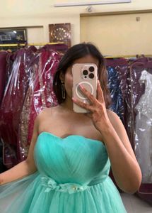 Stunning Turquoise Strapless Party Dress