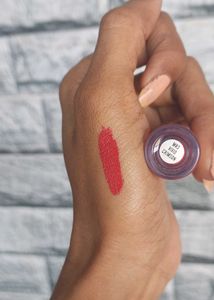 Lakme Vivid Crimson Liquid Matte Lipstick