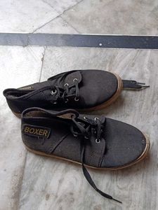Men's White &amp; Black Athletic Shoes