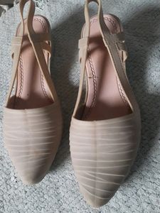 Bellies In Good Condition Size 37