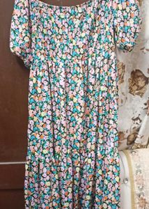 Floral Print Tiered Midi Dress