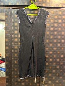 BOUTIQUE SEQUIN CAP SLEEVE SHIFT PARTY DRESS