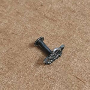 92.5 crown nosepin / stud