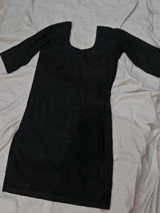Elegant Black Kurta with Detailed Embroidery