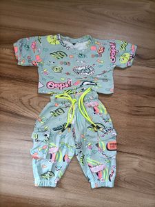 Trendy Graphic Print Crop Top & Pants Set