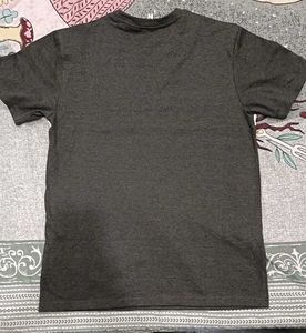 Men's Dark Grey T-Shirt with White Stripe M size