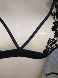 (1438)Black Suspender Belt