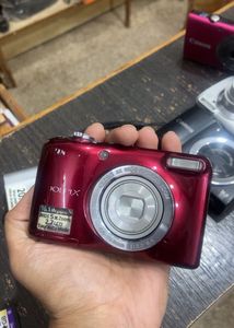 Nikon Coolpix L28 Digital Camera