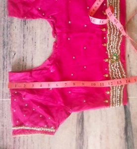 Stylish Full Flair Saree With Blouse  &amp; Petti Coat Also   Magenta Colour Heavy Work  Saree   Party Wear Saree  Only One Time Use   Febric  --net