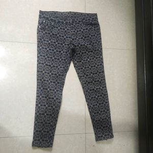 Women's Floral Denim In Good Condition