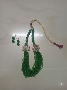 Francy Moti With Kundan Broch Necklace