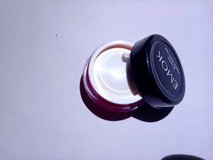 EMOK Blush - Vegan &amp; Cruelty-Free