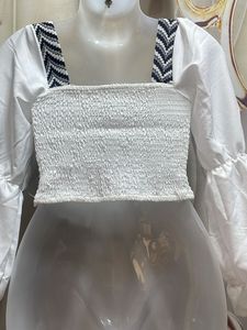 Chic Zigzag Pattern Crop Top