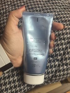 DHC Suncut SPF50+