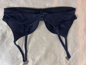 black padded front open bra