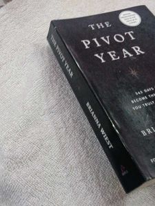 The Pivot Year by Brianna Wiest