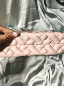 lykyk pink 🩷 Quilted Shoulder Bag