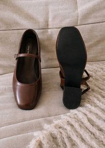 Chic Brown Mary Jane Block Heels