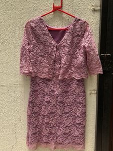 Elegant Lace Midi Dress